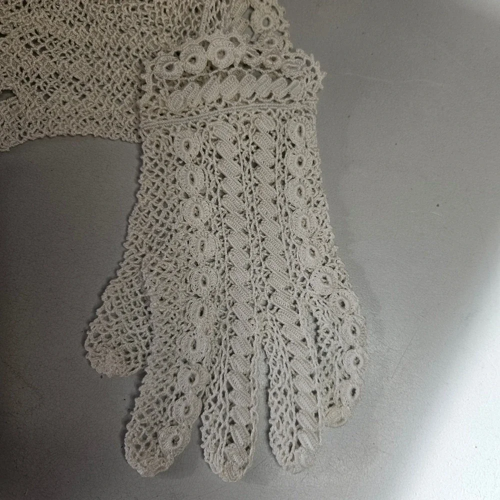 Vtg Ivory Crochet Lace Gloves Floral Tea Party Bridal Cottagecore Cream 6.5 50s